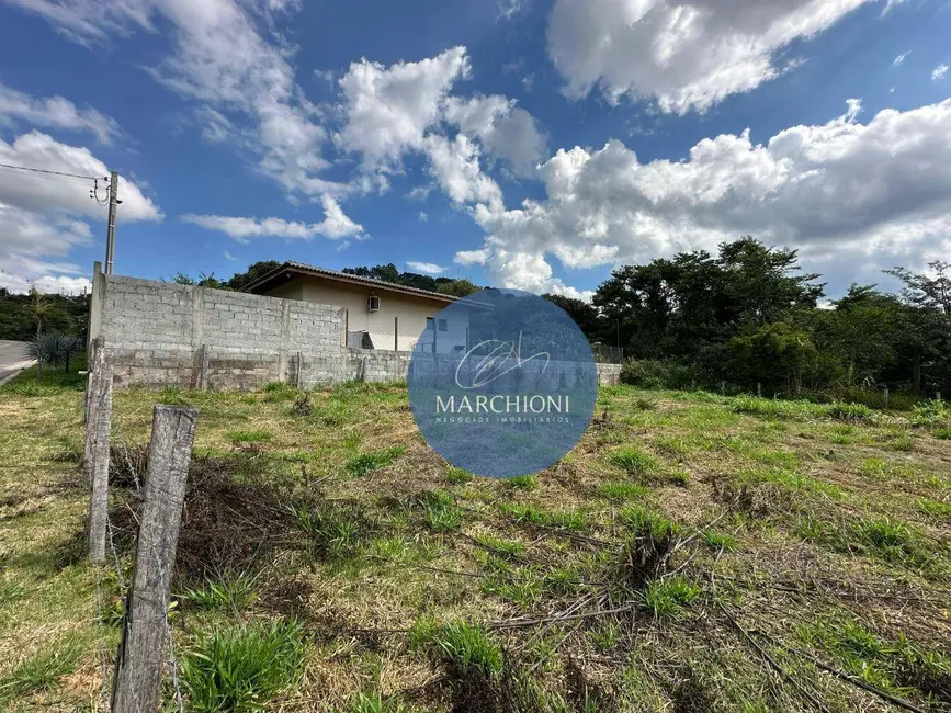 Foto 1 de Terreno / Lote à venda, 813m2 em Pinhalzinho - SP