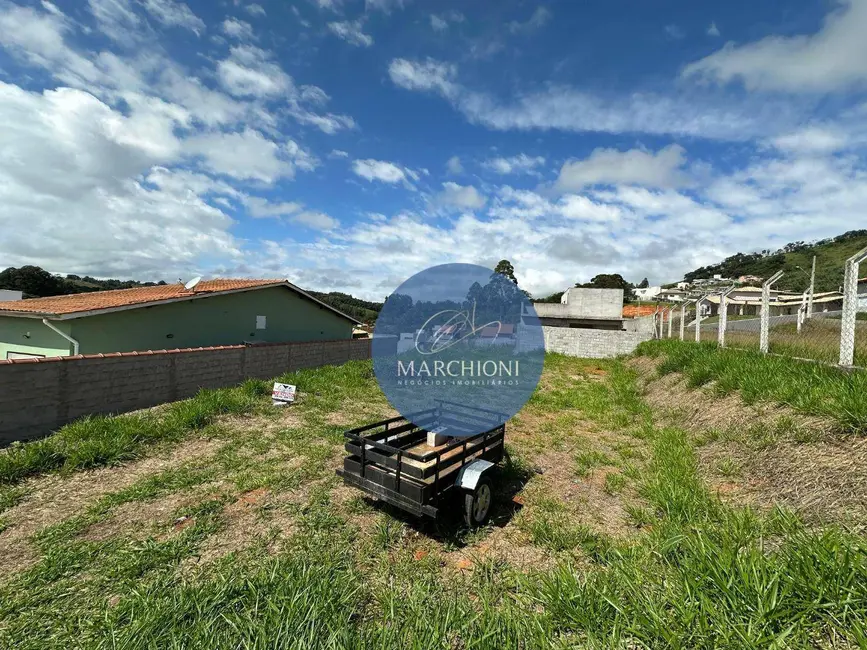 Foto 3 de Terreno / Lote à venda, 404m2 em Pinhalzinho - SP