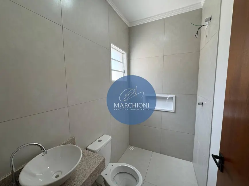 Casa com 2 quartos à venda, 125m2 em Pinhalzinho - SP - imagem 9 Foto 9 de Casa com 2 quartos à venda, 125m2 em Pinhalzinho - SP