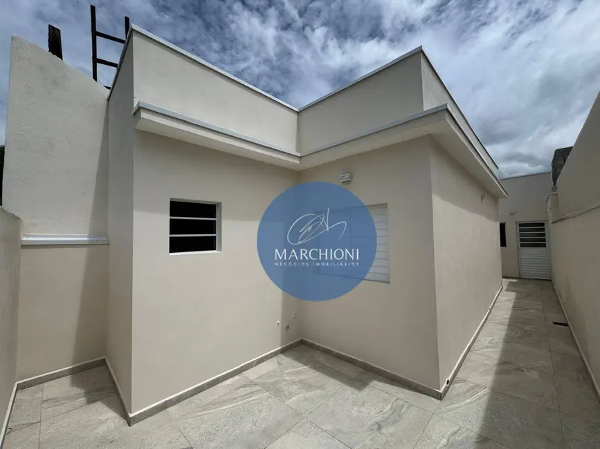 Casa com 2 quartos à venda, 125m2 em Pinhalzinho - SP - imagem 6 Foto 6 de Casa com 2 quartos à venda, 125m2 em Pinhalzinho - SP