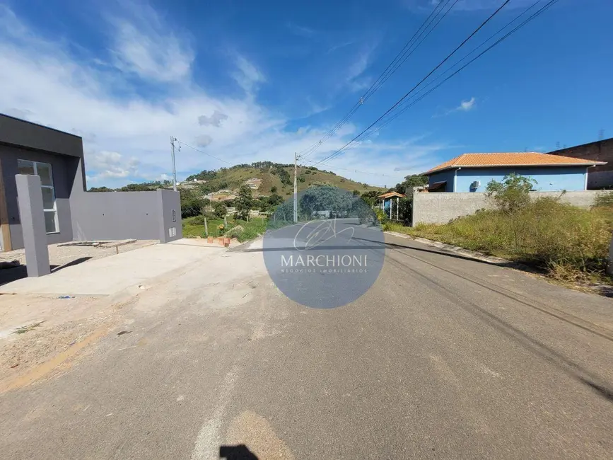 Terreno / Lote à venda, 140m2 em Pinhalzinho - SP - imagem 4 Foto 4 de Terreno / Lote à venda, 140m2 em Pinhalzinho - SP