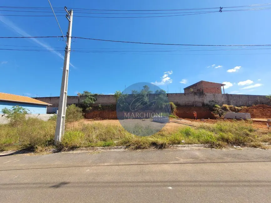 Terreno / Lote à venda, 140m2 em Pinhalzinho - SP - imagem 2 Foto 2 de Terreno / Lote à venda, 140m2 em Pinhalzinho - SP