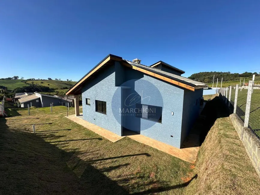 Foto 4 de Chácara com 4 quartos à venda, 1000m2 em Pinhalzinho - SP