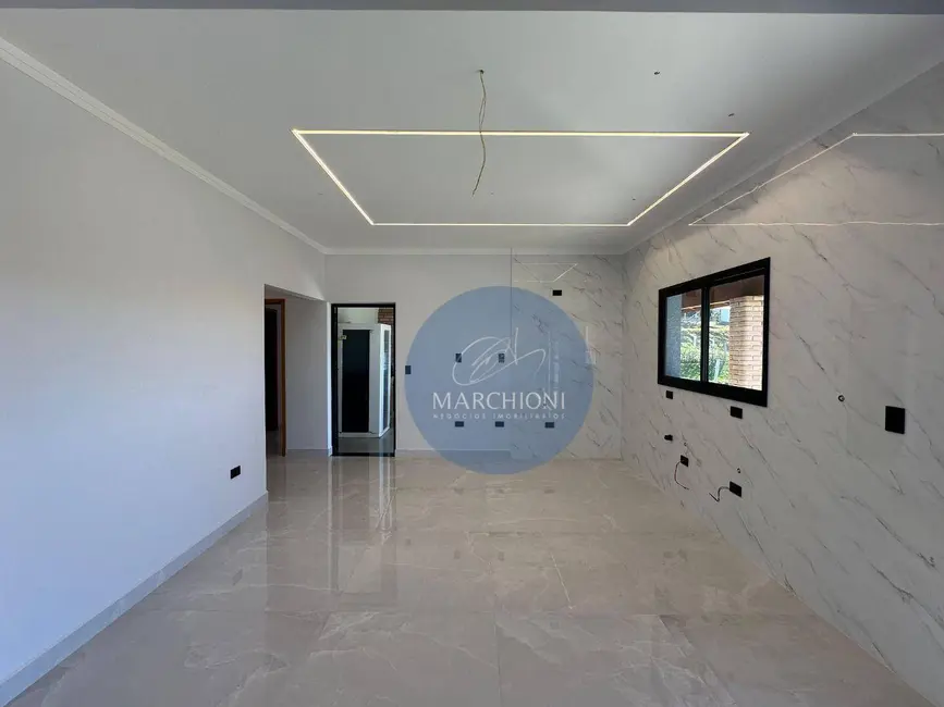 Foto 3 de Chácara com 4 quartos à venda, 1000m2 em Pinhalzinho - SP