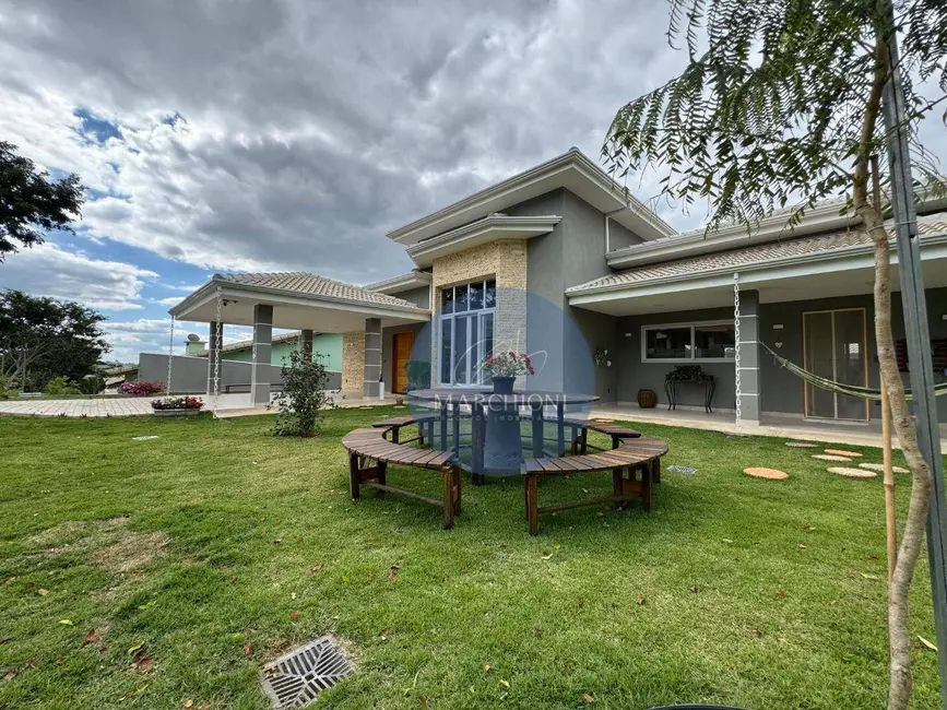 Foto 3 de Chácara com 4 quartos à venda, 1000m2 em Pinhalzinho - SP