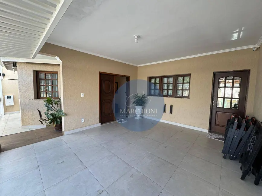 Casa com 3 quartos à venda, 250m2 em Pinhalzinho - SP - imagem 2 Foto 2 de Casa com 3 quartos à venda, 250m2 em Pinhalzinho - SP