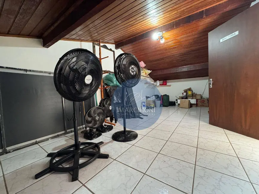 Casa com 3 quartos à venda, 250m2 em Pinhalzinho - SP - imagem 7 Foto 7 de Casa com 3 quartos à venda, 250m2 em Pinhalzinho - SP