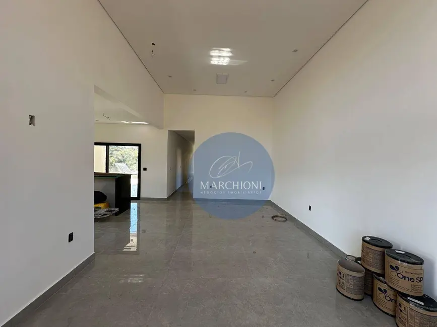 Chácara com 3 quartos à venda, 600m2 em Pinhalzinho - SP - imagem 3 Foto 3 de Chácara com 3 quartos à venda, 600m2 em Pinhalzinho - SP