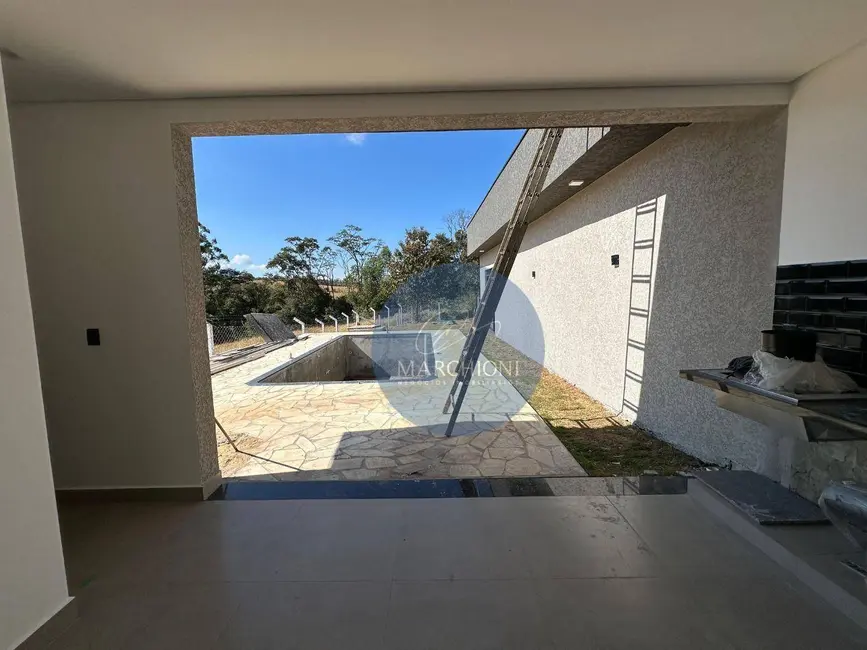 Chácara com 3 quartos à venda, 600m2 em Pinhalzinho - SP - imagem 6 Foto 6 de Chácara com 3 quartos à venda, 600m2 em Pinhalzinho - SP
