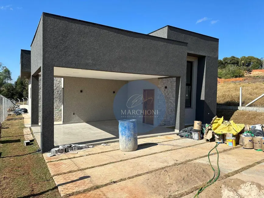 Chácara com 3 quartos à venda, 600m2 em Pinhalzinho - SP - imagem 2 Foto 2 de Chácara com 3 quartos à venda, 600m2 em Pinhalzinho - SP