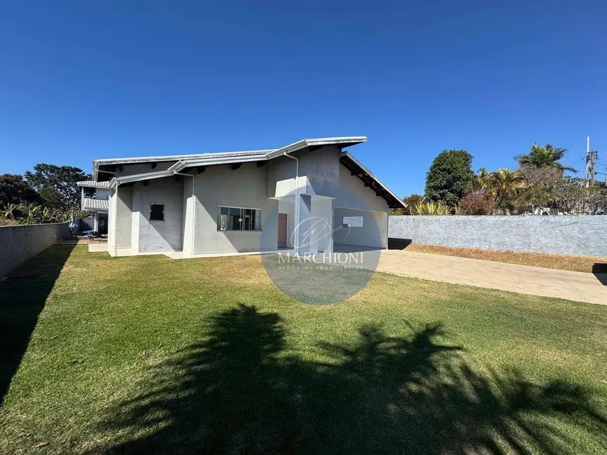 Foto 2 de Chácara com 5 quartos à venda, 1142m2 em Pinhalzinho - SP