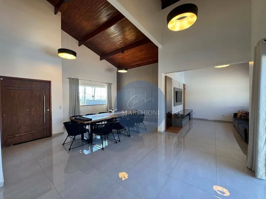 Foto 3 de Chácara com 5 quartos à venda, 1142m2 em Pinhalzinho - SP