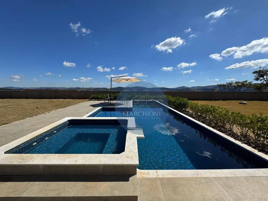 Chácara com 2 quartos à venda, 1177m2 em Pinhalzinho - SP - imagem 2 Foto 2 de Chácara com 2 quartos à venda, 1177m2 em Pinhalzinho - SP