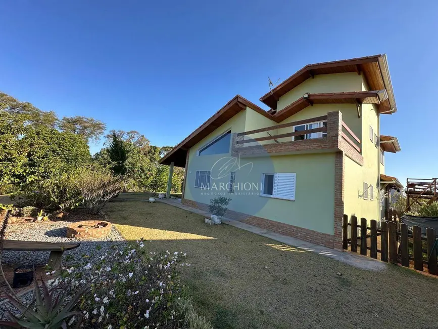 Chácara com 3 quartos à venda, 1080m2 em Pinhalzinho - SP - imagem 3 Foto 3 de Chácara com 3 quartos à venda, 1080m2 em Pinhalzinho - SP