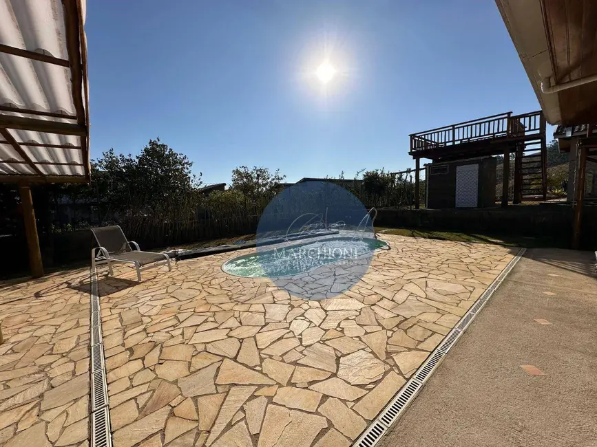 Chácara com 3 quartos à venda, 1080m2 em Pinhalzinho - SP - imagem 8 Foto 8 de Chácara com 3 quartos à venda, 1080m2 em Pinhalzinho - SP