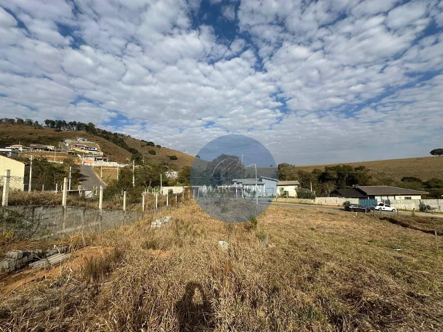 Terreno / Lote à venda, 800m2 em Pinhalzinho - SP - imagem 4 Foto 4 de Terreno / Lote à venda, 800m2 em Pinhalzinho - SP
