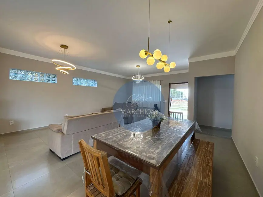 Foto 5 de Chácara com 5 quartos à venda, 1600m2 em Pinhalzinho - SP