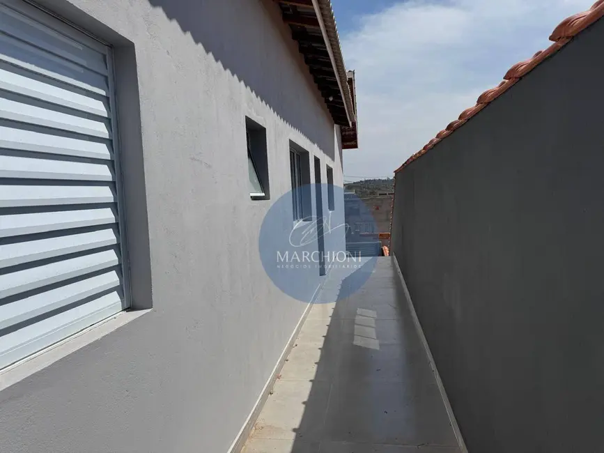 Casa com 3 quartos à venda, 125m2 em Pinhalzinho - SP - imagem 5 Foto 5 de Casa com 3 quartos à venda, 125m2 em Pinhalzinho - SP