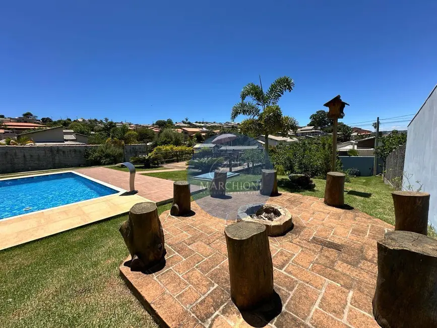 Foto 4 de Chácara com 3 quartos à venda, 1000m2 em Pinhalzinho - SP