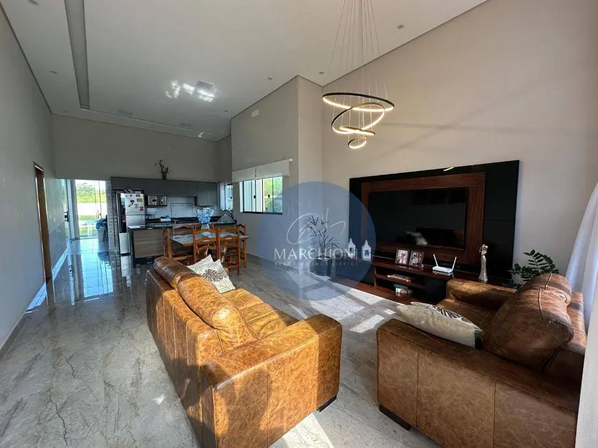 Chácara com 3 quartos à venda, 1000m2 em Tuiuti - SP - imagem 5 Foto 5 de Chácara com 3 quartos à venda, 1000m2 em Tuiuti - SP