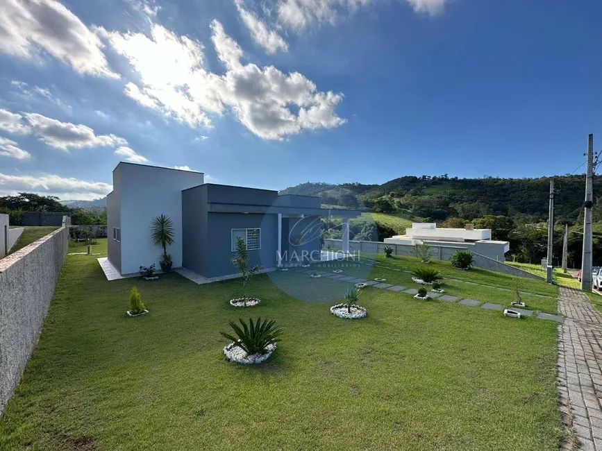 Chácara com 2 quartos à venda, 1000m2 em Tuiuti - SP - imagem 2 Foto 2 de Chácara com 2 quartos à venda, 1000m2 em Tuiuti - SP