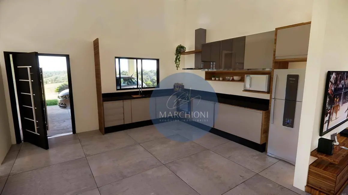 Foto 6 de Chácara com 3 quartos à venda, 1058m2 em Pinhalzinho - SP