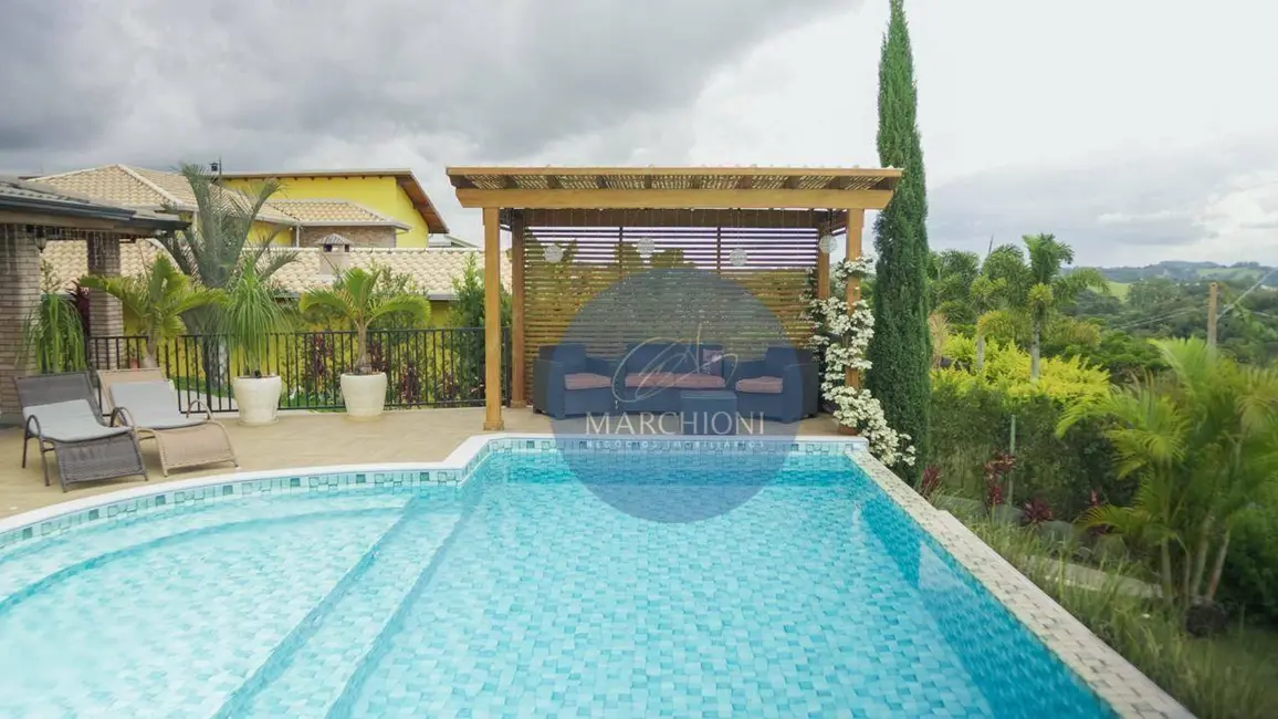 Chácara com 3 quartos à venda, 1042m2 em Pinhalzinho - SP - imagem 3 Foto 3 de Chácara com 3 quartos à venda, 1042m2 em Pinhalzinho - SP