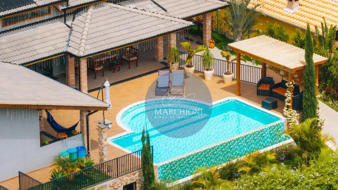 Chácara com 3 quartos à venda, 1042m2 em Pinhalzinho - SP - imagem 8 Foto 8 de Chácara com 3 quartos à venda, 1042m2 em Pinhalzinho - SP