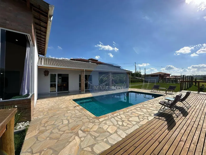 Foto 3 de Chácara com 3 quartos à venda, 1000m2 em Pinhalzinho - SP