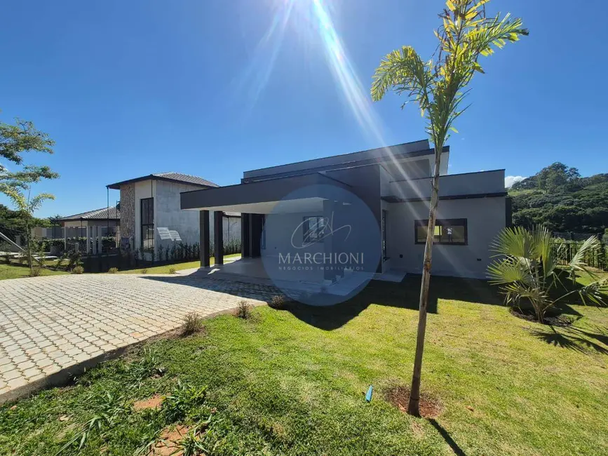 Foto 1 de Chácara com 3 quartos à venda, 1000m2 em Pinhalzinho - SP