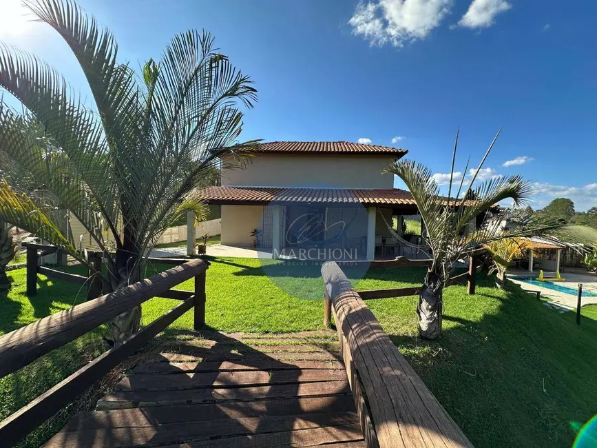 Foto 1 de Chácara com 3 quartos à venda, 1067m2 em Pinhalzinho - SP