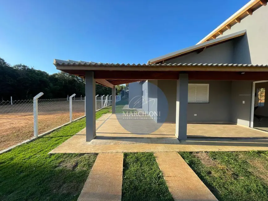 Foto 4 de Chácara com 3 quartos à venda, 1500m2 em Pinhalzinho - SP