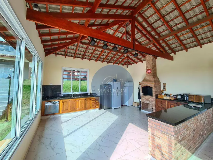 Chácara com 6 quartos à venda, 3100m2 em Pedra Bela - SP - imagem 4 Foto 4 de Chácara com 6 quartos à venda, 3100m2 em Pedra Bela - SP