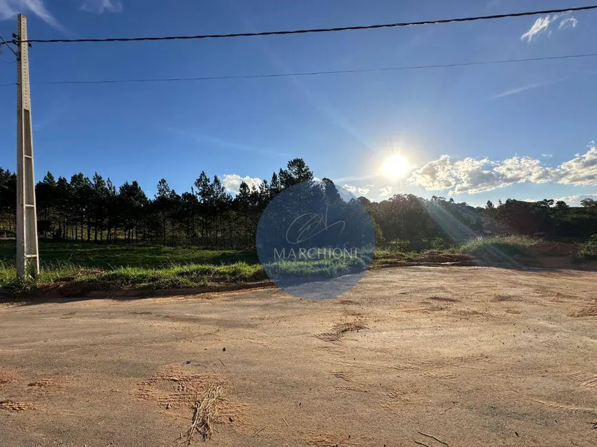 Foto 1 de Terreno / Lote à venda, 1060m2 em Pinhalzinho - SP