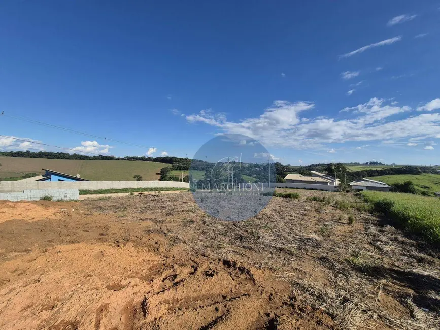 Foto 1 de Terreno / Lote à venda, 1000m2 em Pinhalzinho - SP