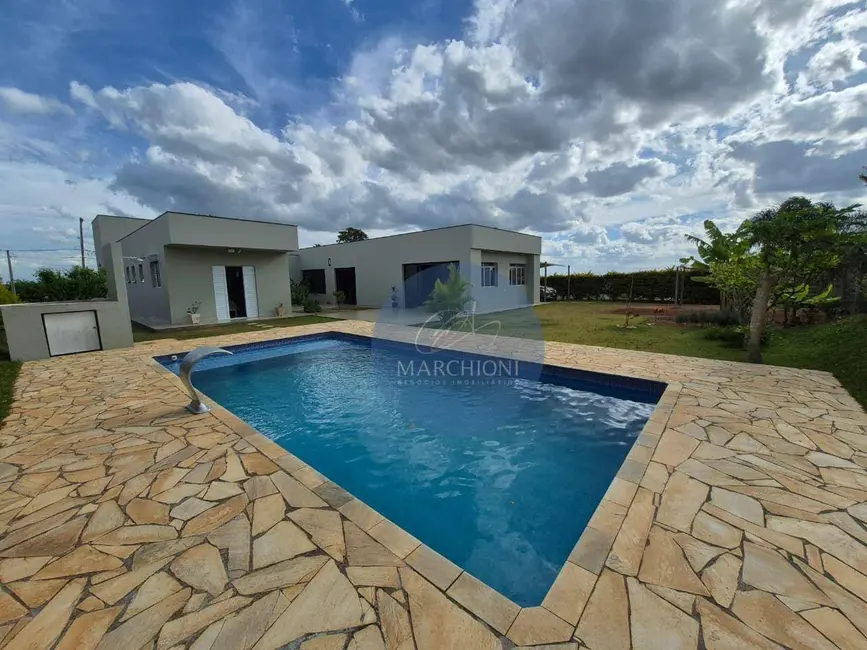 Foto 2 de Chácara com 3 quartos à venda, 1000m2 em Pinhalzinho - SP
