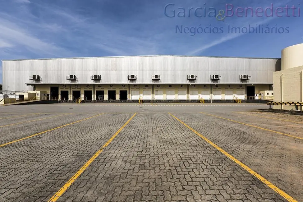 Foto 1 de Armazém / Galpão para alugar, 17642m2 em Santo Antonio, Louveira - SP