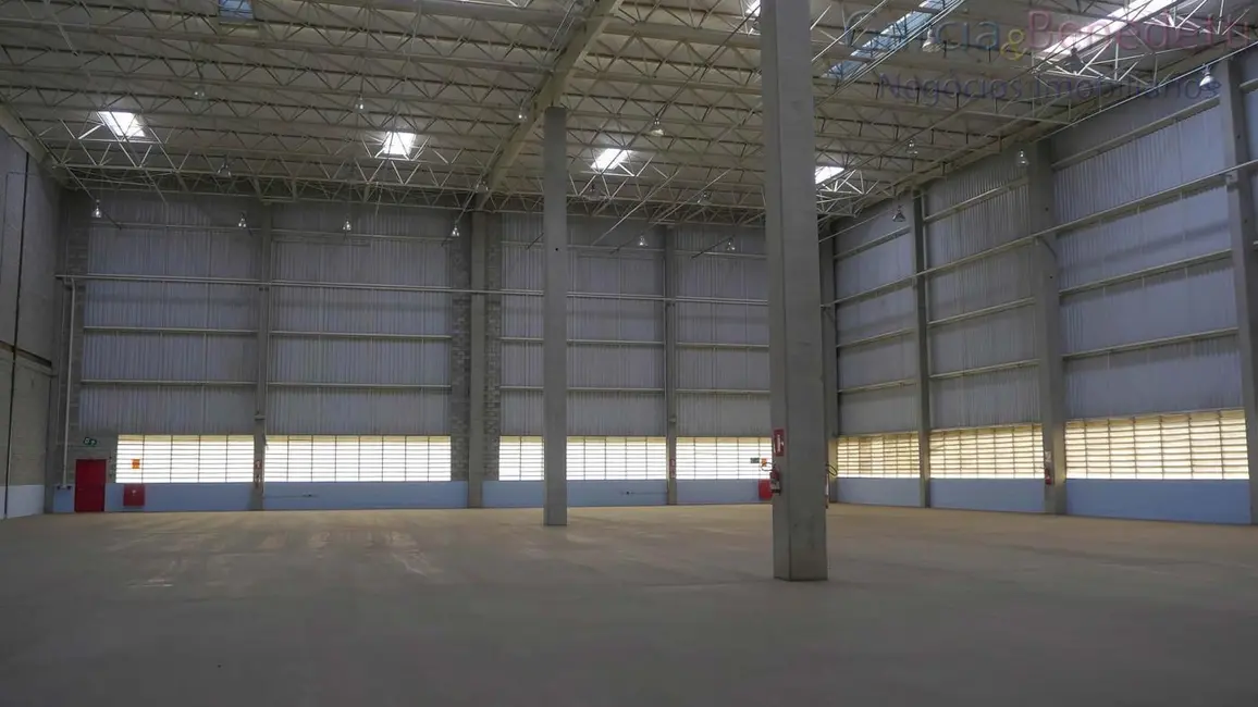Foto 1 de Armazém / Galpão para alugar, 900m2 em Itaqui, Itapevi - SP