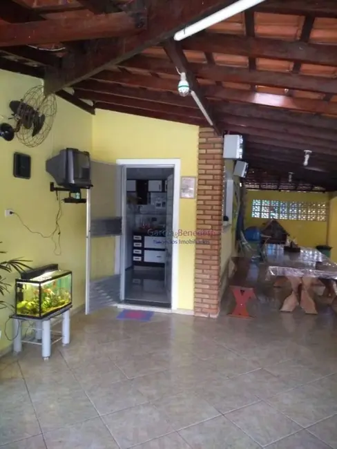 Chácara com 4 quartos à venda, 238m2 em Boituva - SP - imagem 7 Foto 7 de Chácara com 4 quartos à venda, 238m2 em Boituva - SP