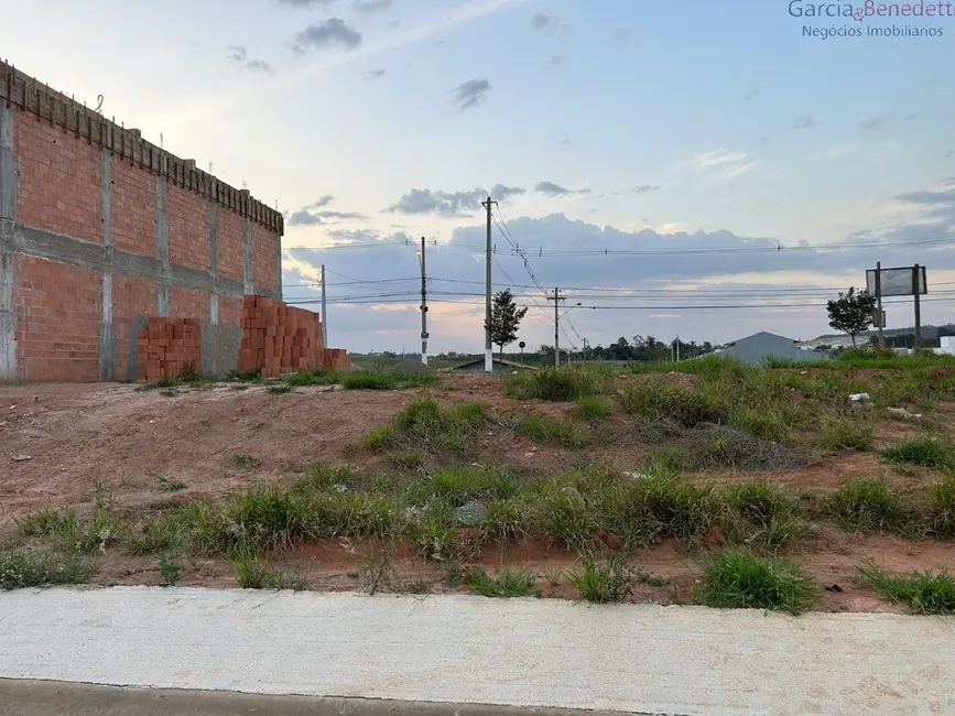 Foto 1 de Terreno / Lote à venda, 270m2 em Itupeva - SP