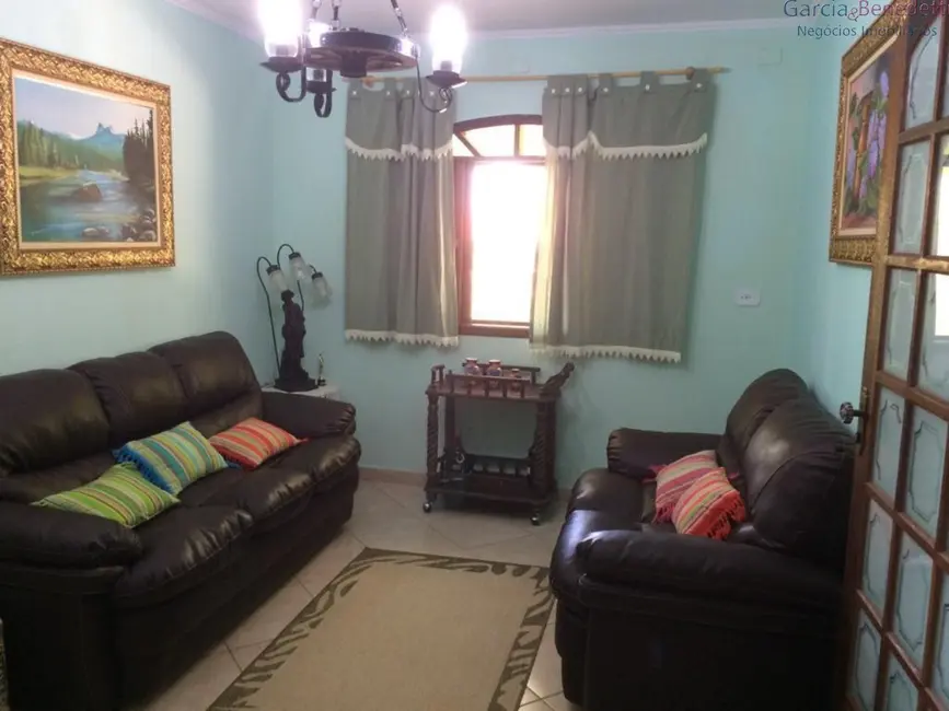 Chácara com 3 quartos à venda, 1000m2 em Santa Isabel - SP - imagem 6 Foto 6 de Chácara com 3 quartos à venda, 1000m2 em Santa Isabel - SP