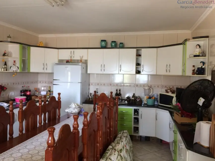 Chácara com 3 quartos à venda, 1000m2 em Santa Isabel - SP - imagem 8 Foto 8 de Chácara com 3 quartos à venda, 1000m2 em Santa Isabel - SP