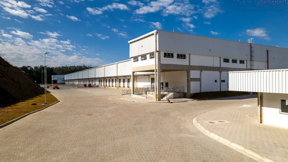 Foto 2 de Armazém / Galpão para alugar, 12249m2 em Dona Catarina, Sao Roque - SP