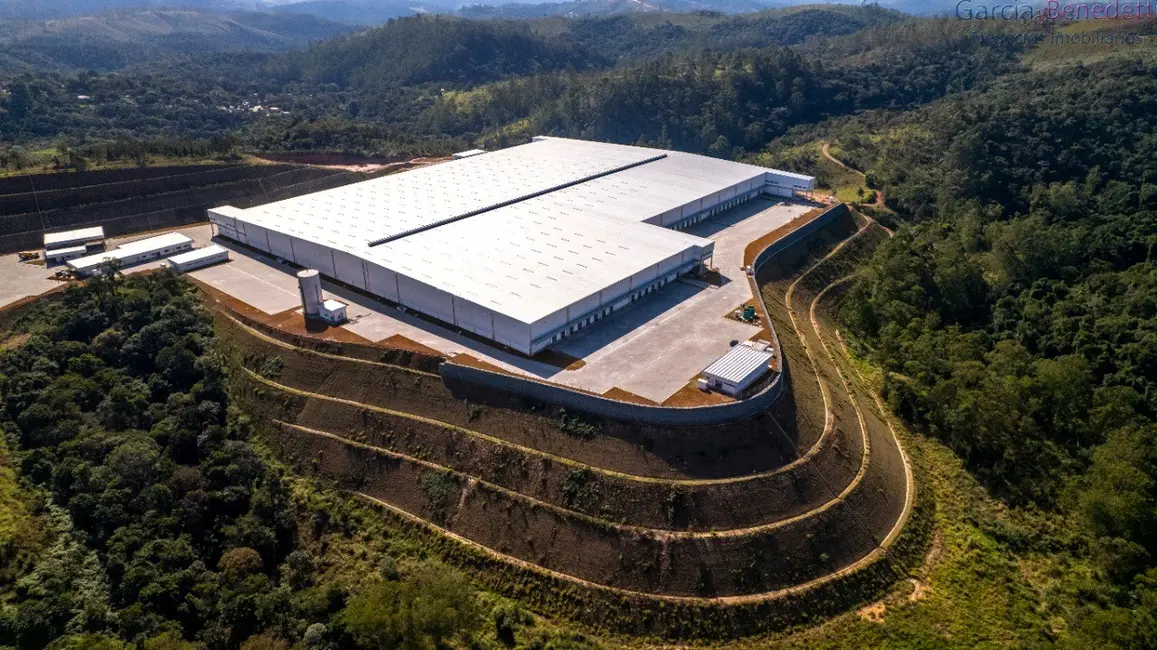 Foto 1 de Armazém / Galpão para alugar, 6551m2 em Dona Catarina, Sao Roque - SP