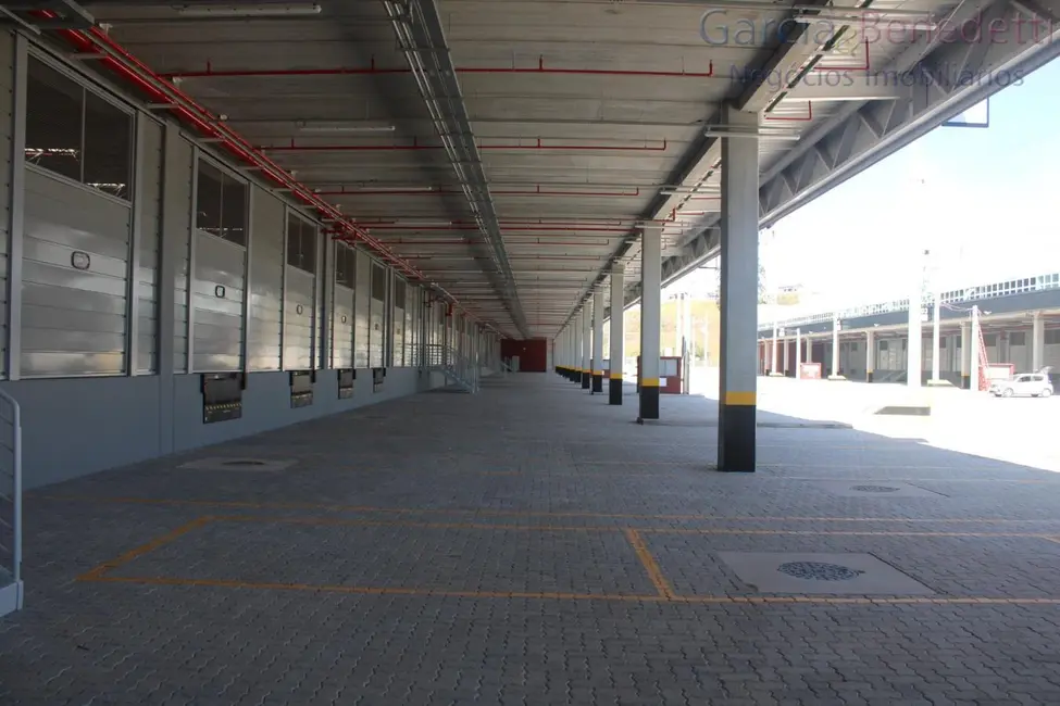 Foto 2 de Armazém / Galpão para alugar, 1735m2 em Cidade Industrial Satélite de São Paulo, Guarulhos - SP