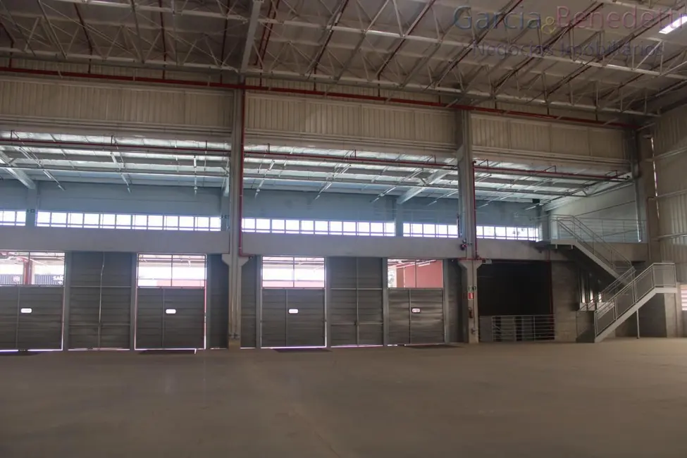 Armazém / Galpão para alugar, 3469m2 em Cidade Industrial Satélite de São Paulo, Guarulhos - SP - imagem 5 Foto 5 de Armazém / Galpão para alugar, 3469m2 em Cidade Industrial Satélite de São Paulo, Guarulhos - SP