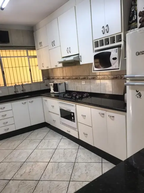 Casa com 3 quartos à venda, 264m2 em Vila Progresso, Jundiai - SP - imagem 6 Foto 6 de Casa com 3 quartos à venda, 264m2 em Vila Progresso, Jundiai - SP