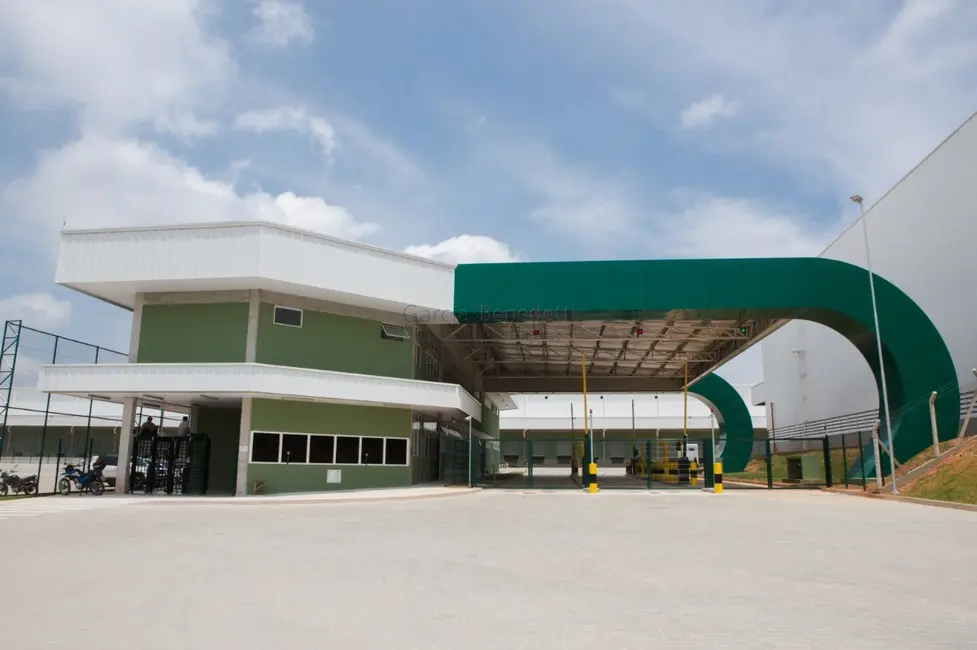 Foto 5 de Armazém / Galpão para alugar, 11061m2 em Portão, Aruja - SP