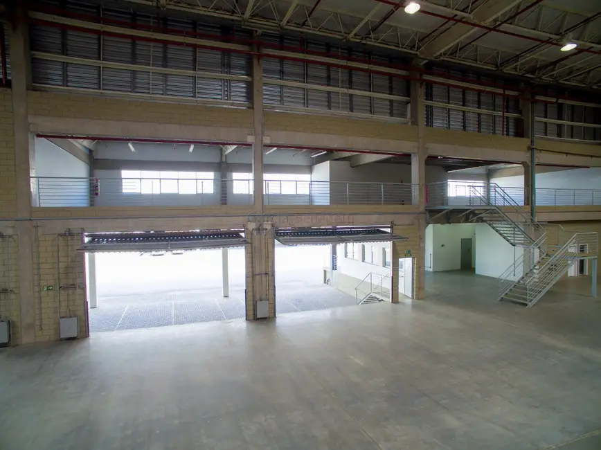 Armazém / Galpão para alugar, 3239m2 em Jardim Shangai, Jundiai - SP - imagem 9 Foto 9 de Armazém / Galpão para alugar, 3239m2 em Jardim Shangai, Jundiai - SP