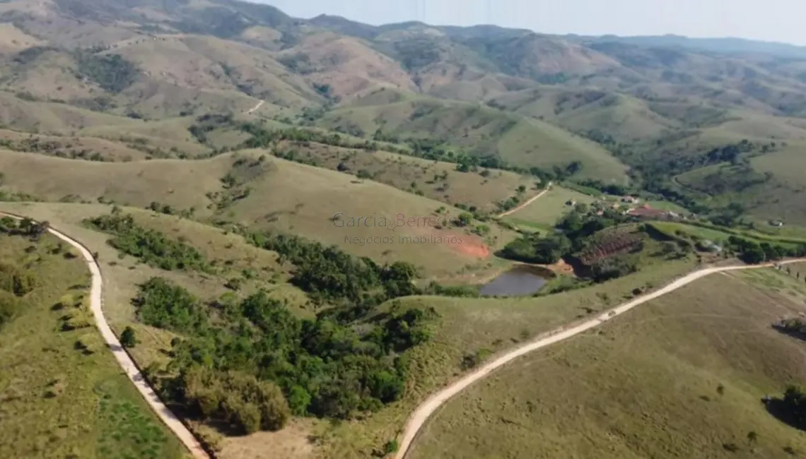 Foto 2 de Fazenda / Haras com 15 quartos à venda, 2783000m2 em Vila Pantaleão, Cacapava - SP